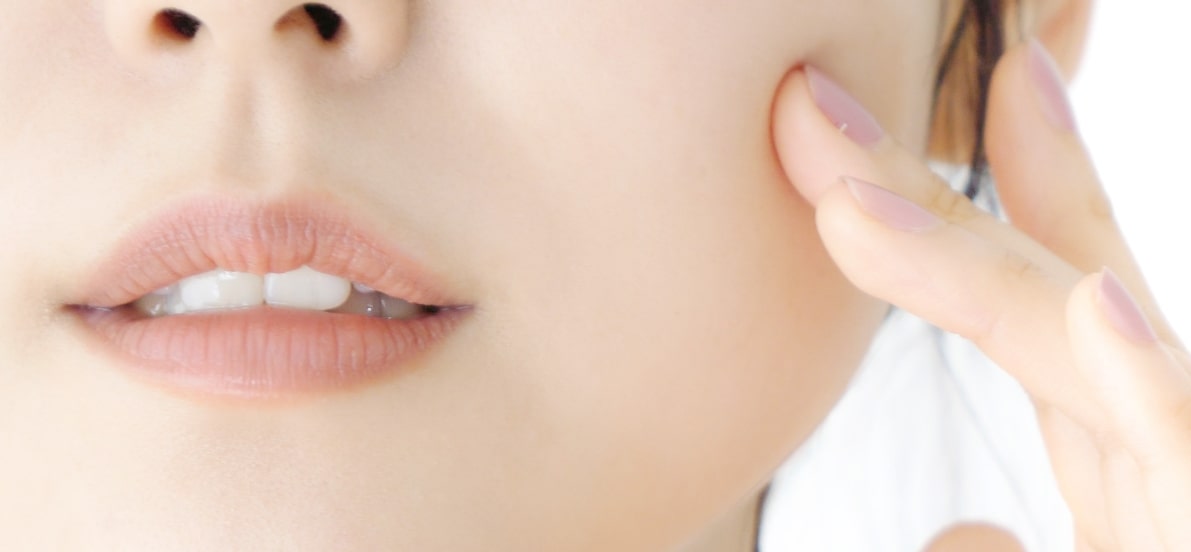 女性の肌のアップ画像